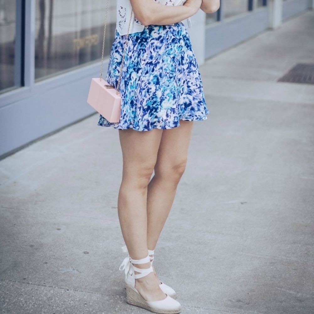 NWT - FLORAL SKIRT