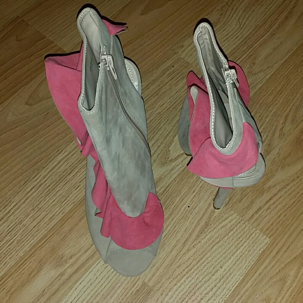 Madison by Shoedazzle Cacee