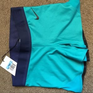 Nike Lab- training shorts/spandex