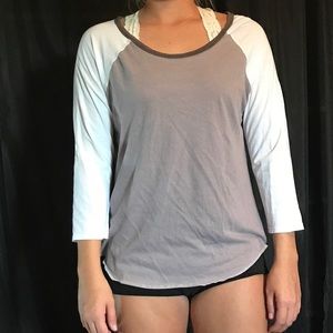 Baseball tee