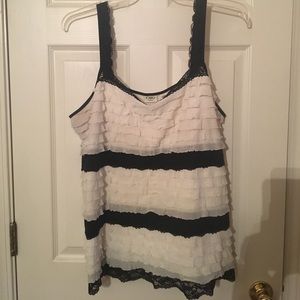 22/24W Ruffles & Lace Cami