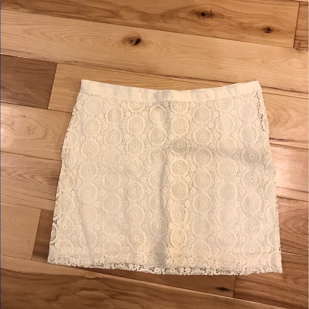 Never worn! Banana Republic skirt