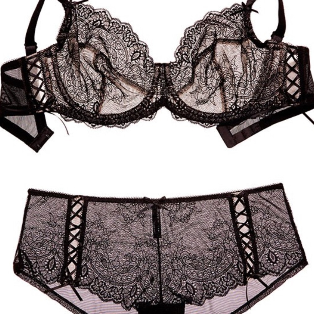 Laced bra Set