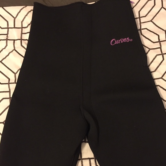curves sweat shorts