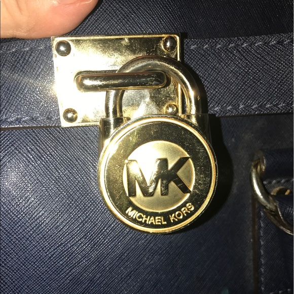 Gorgeous Navy Blue Michael Kors Handbag!! - Picture 5 of 5