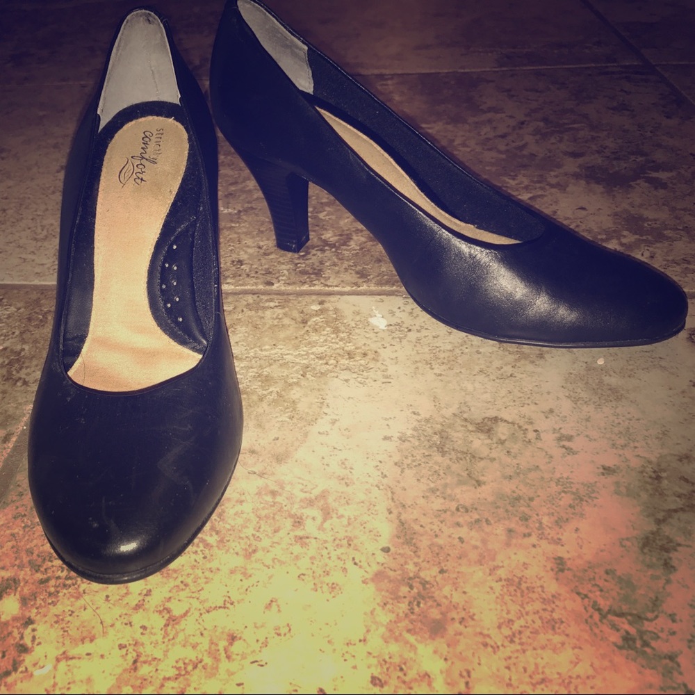 Strictly Comfort black heels