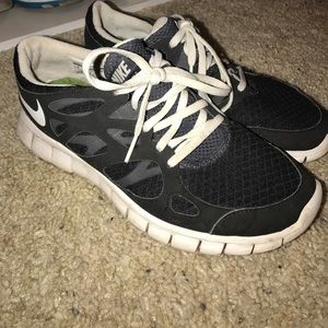 Nikes sz 8
