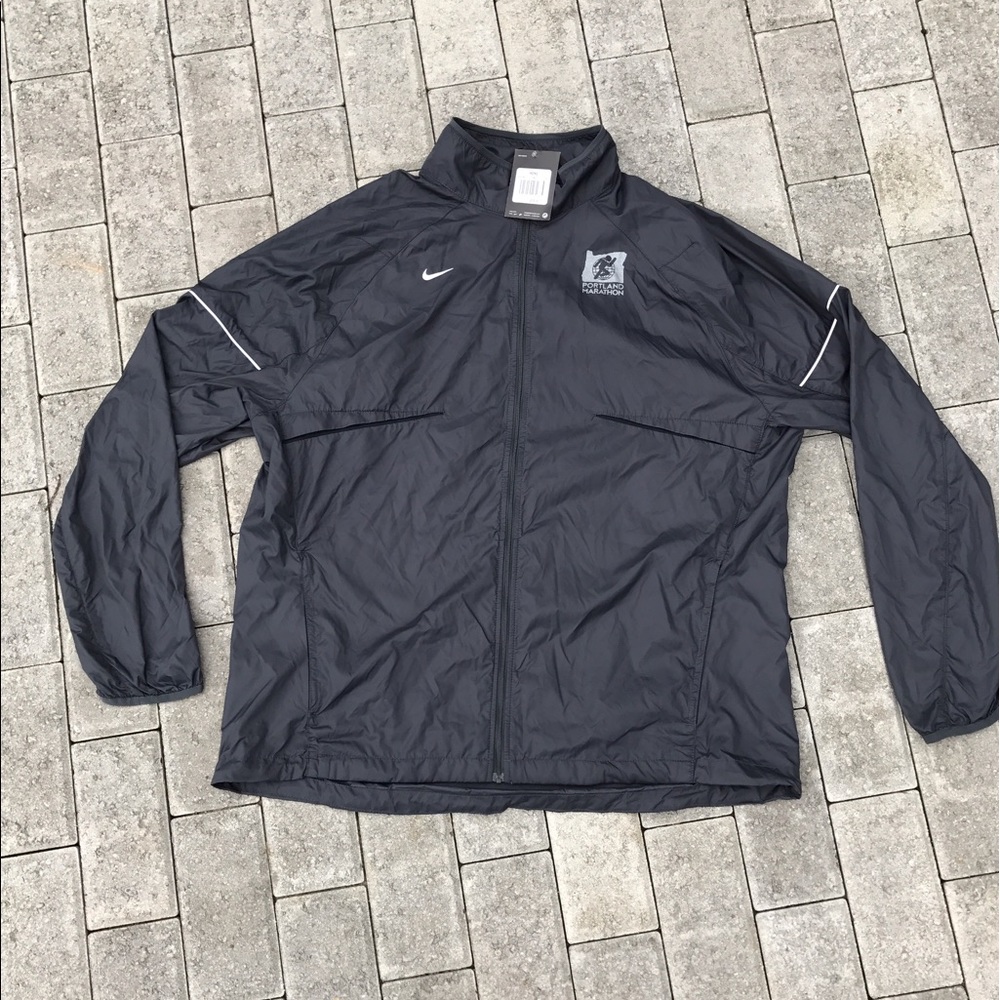 Nike Men's Lightweight Rain Coat