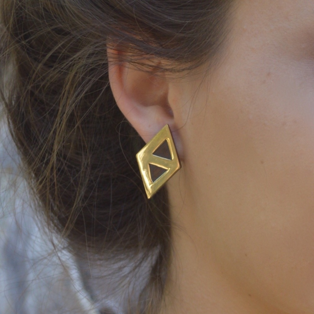 NWT Fair Trade 🌎 Wood and Gold Studs