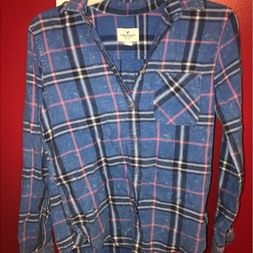 🤩 ✰ American Eagle Distressed Flannel ✰