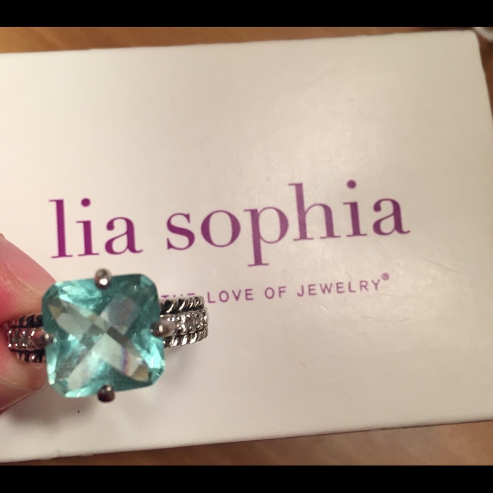 Lia Sophia Greek Isle ring (retired)