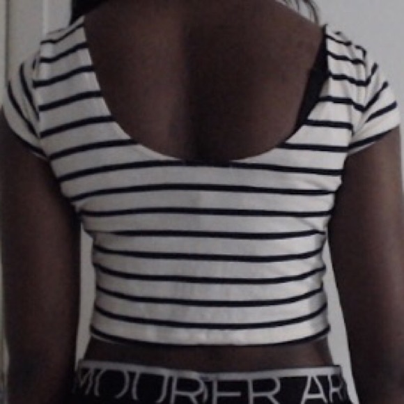 Striped Crop Top - Picture 2 of 2