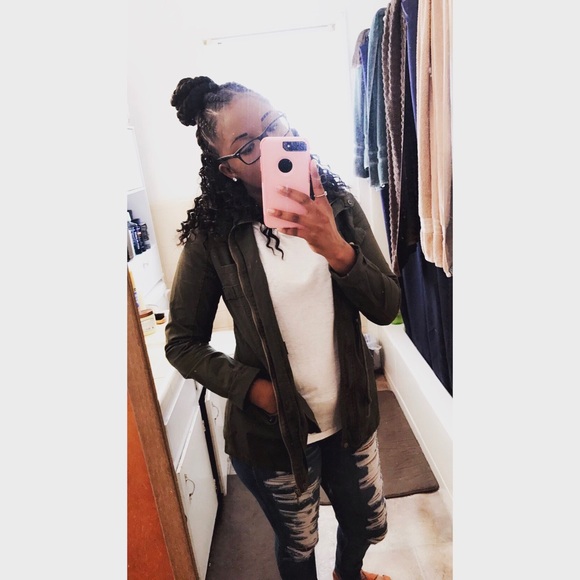 Meet your Posher, Jamillah - Picture 1 of 1