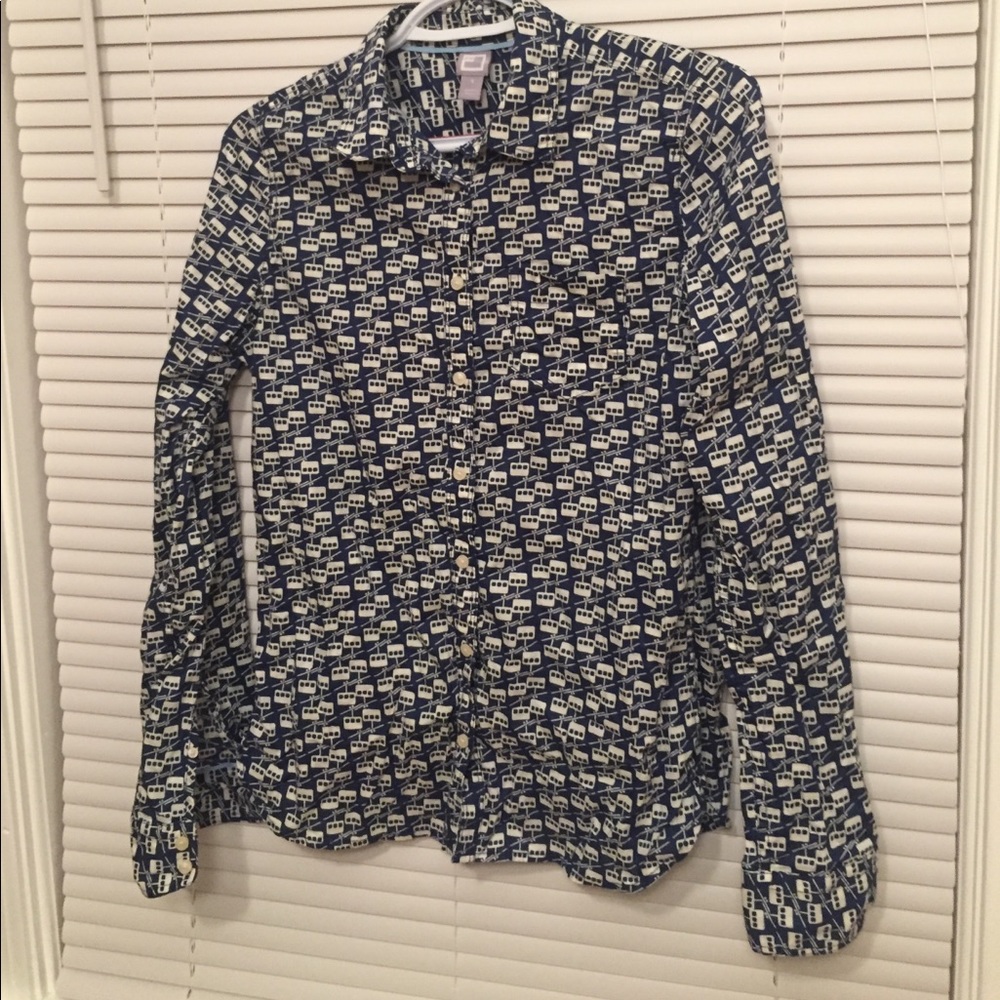 Woman's shirt