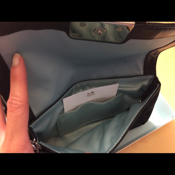 NWT, Coach Kristin Op Art Signature Clutch - Picture 5 of 5