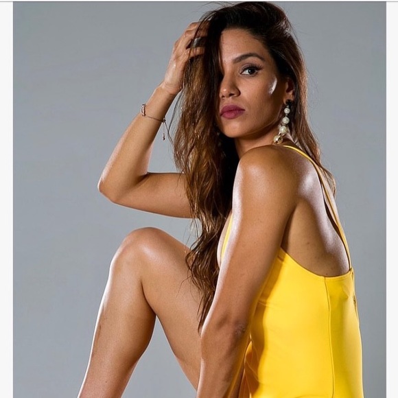 Meet your Posher, Salma - Picture 1 of 1