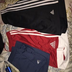 Bundle 2 adidas shorts
