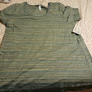 Lularoe Classic T