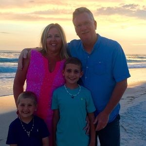 Meet your Posher, Renee