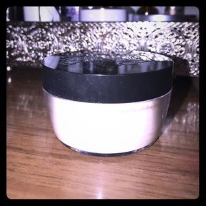 Authentic Kat Von D Lock It Setting Powder