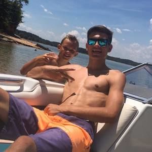 Meet your Posher, Brandon