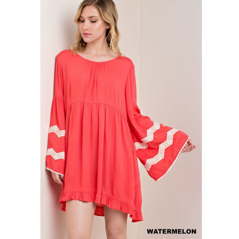 • Jean Bell Sleeve Tunic •