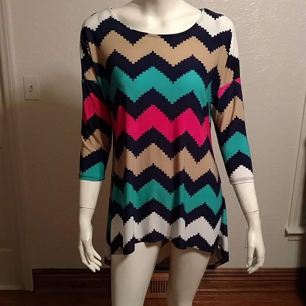 SOLD....Azules legging shirt