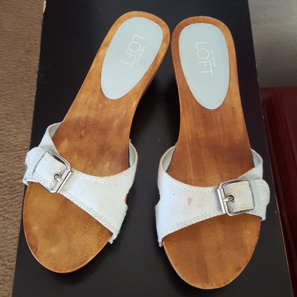 Ann Taylor Loft Women's Wooden Sandals