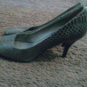 Tharari mid-length Heels Open-toeGray Snake Skin