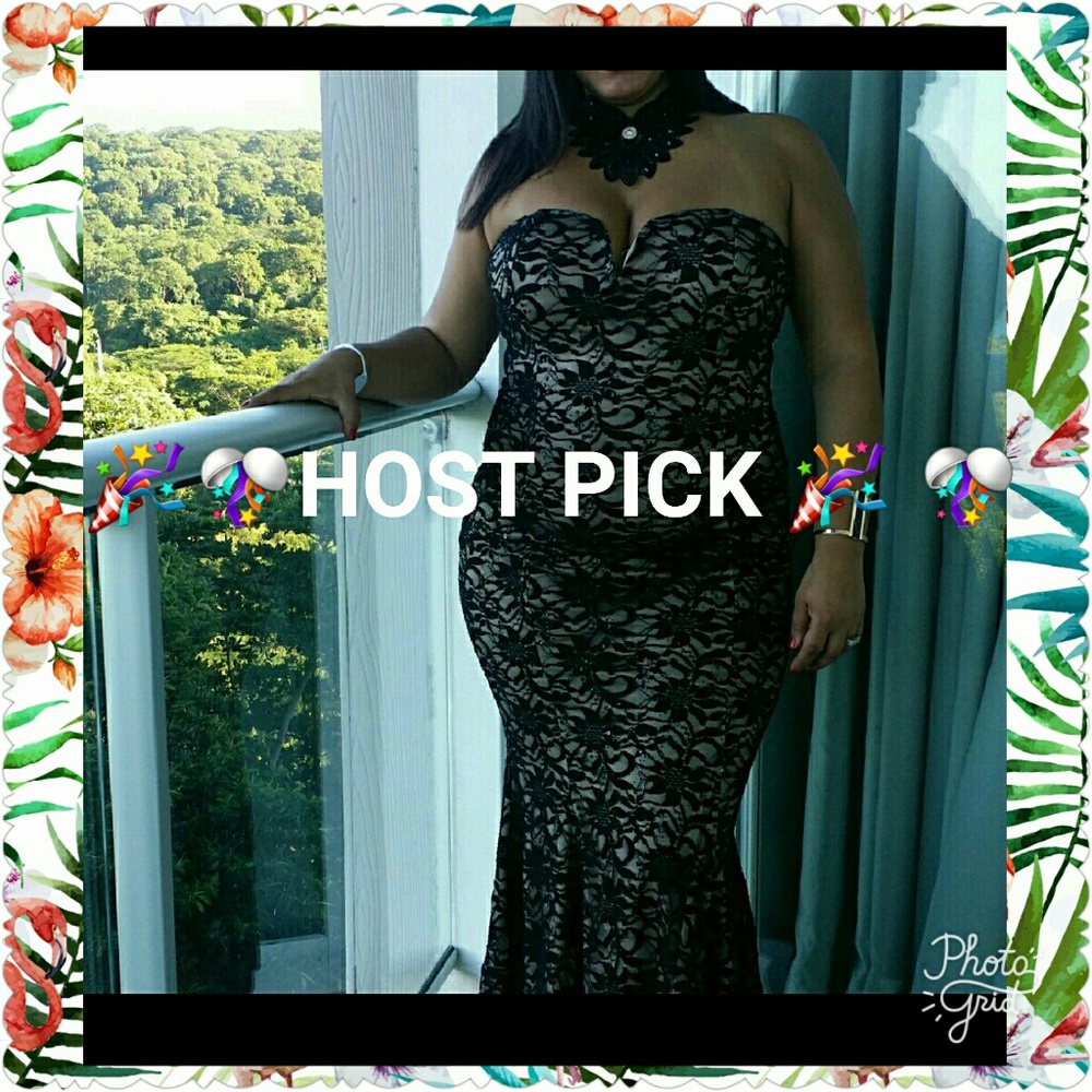 🎊🎉HOST PICK🎉Beautiful black lace mermaid dress