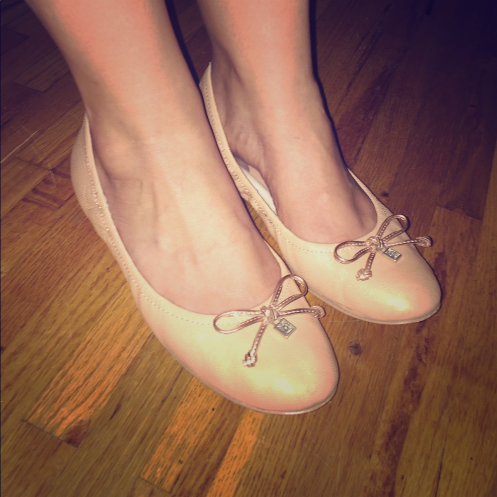 Anne Klein nude ballet flats 💕