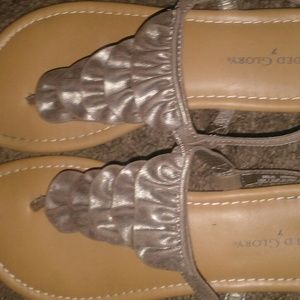 Super cute Faded Glory Slip-on Sandals