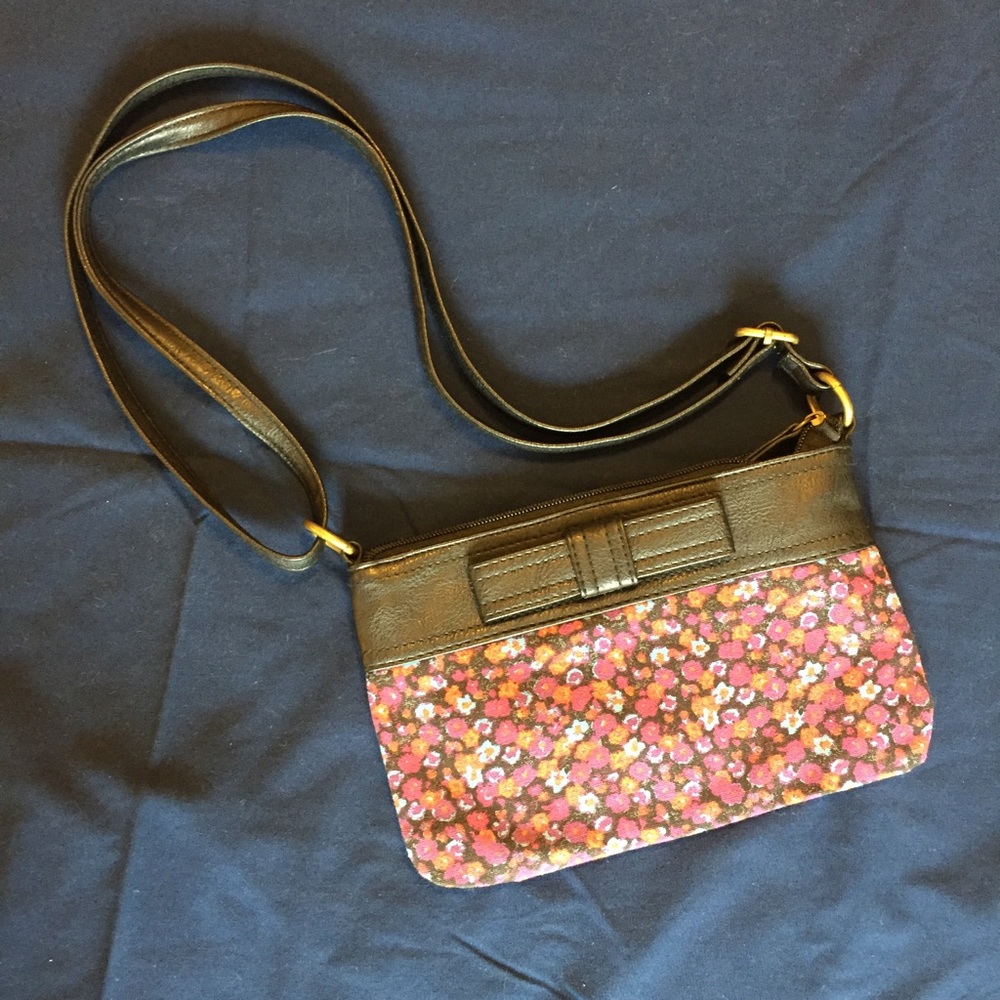 Crossbody floral purse