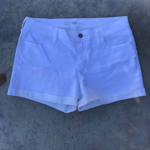CLEARANCE white old navy shorts