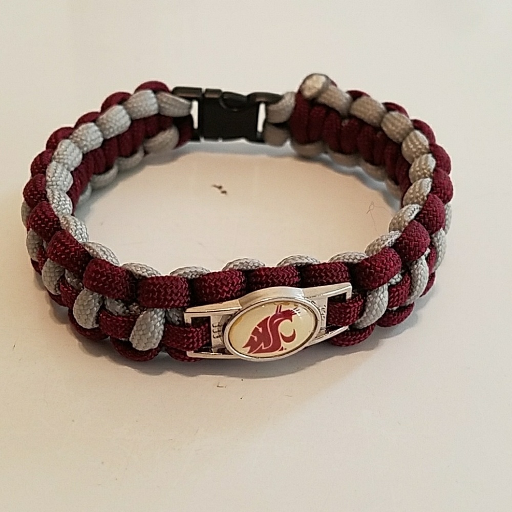 WSU hand made paracord bracelet