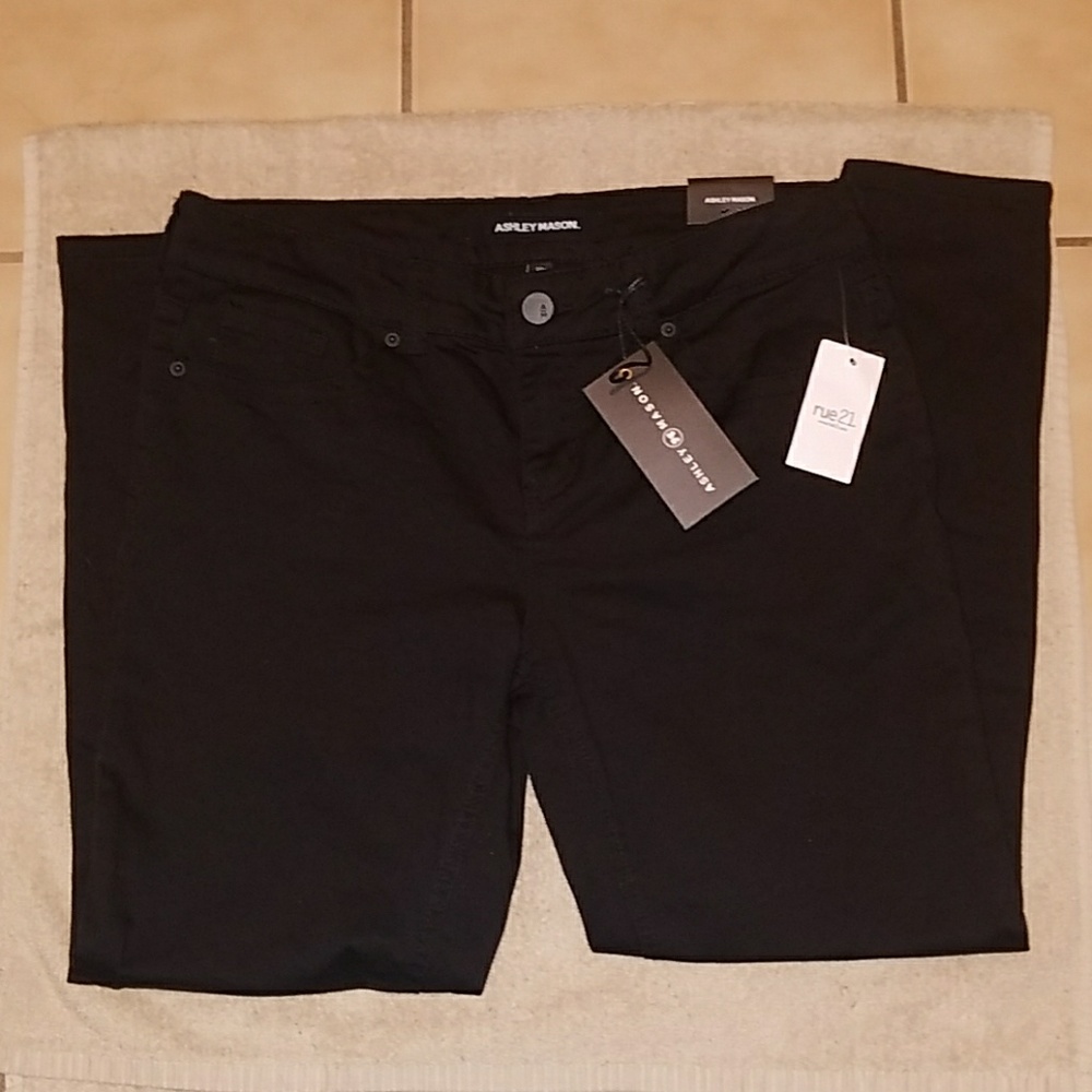Rue21 Black Ankle Pants