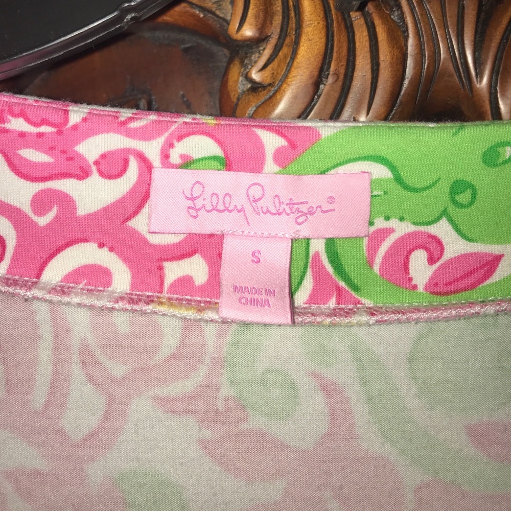 Lilly Pulitzer V neck cotton tie back shirt - Picture 2 of 2