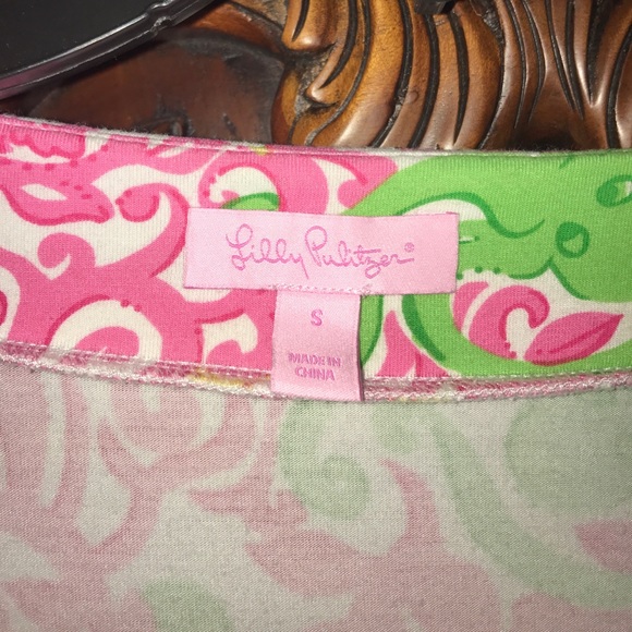 Lilly Pulitzer V neck cotton tie back shirt - Picture 2 of 2