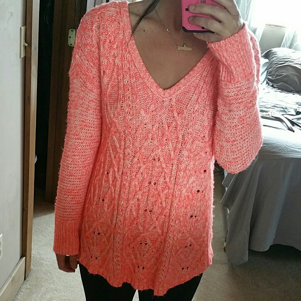 American Eagle Sweater