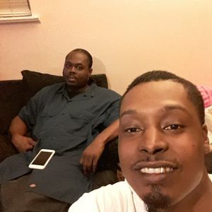 Meet your Posher, Tee