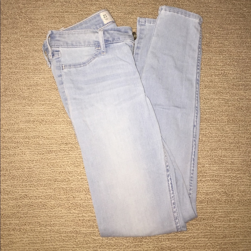 SOLD. Hollister jeggings