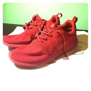 Red Nike Roshe One - Men's