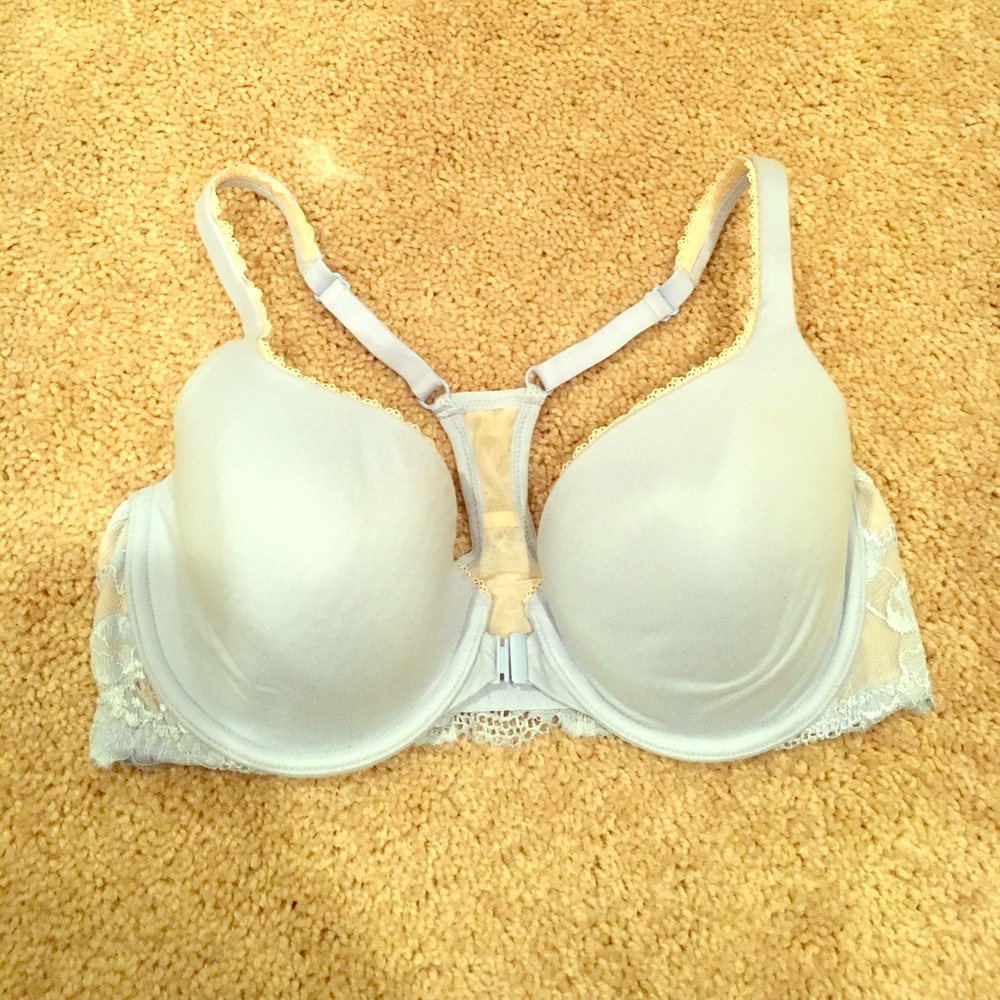Lacy racerback hook in the front bra!