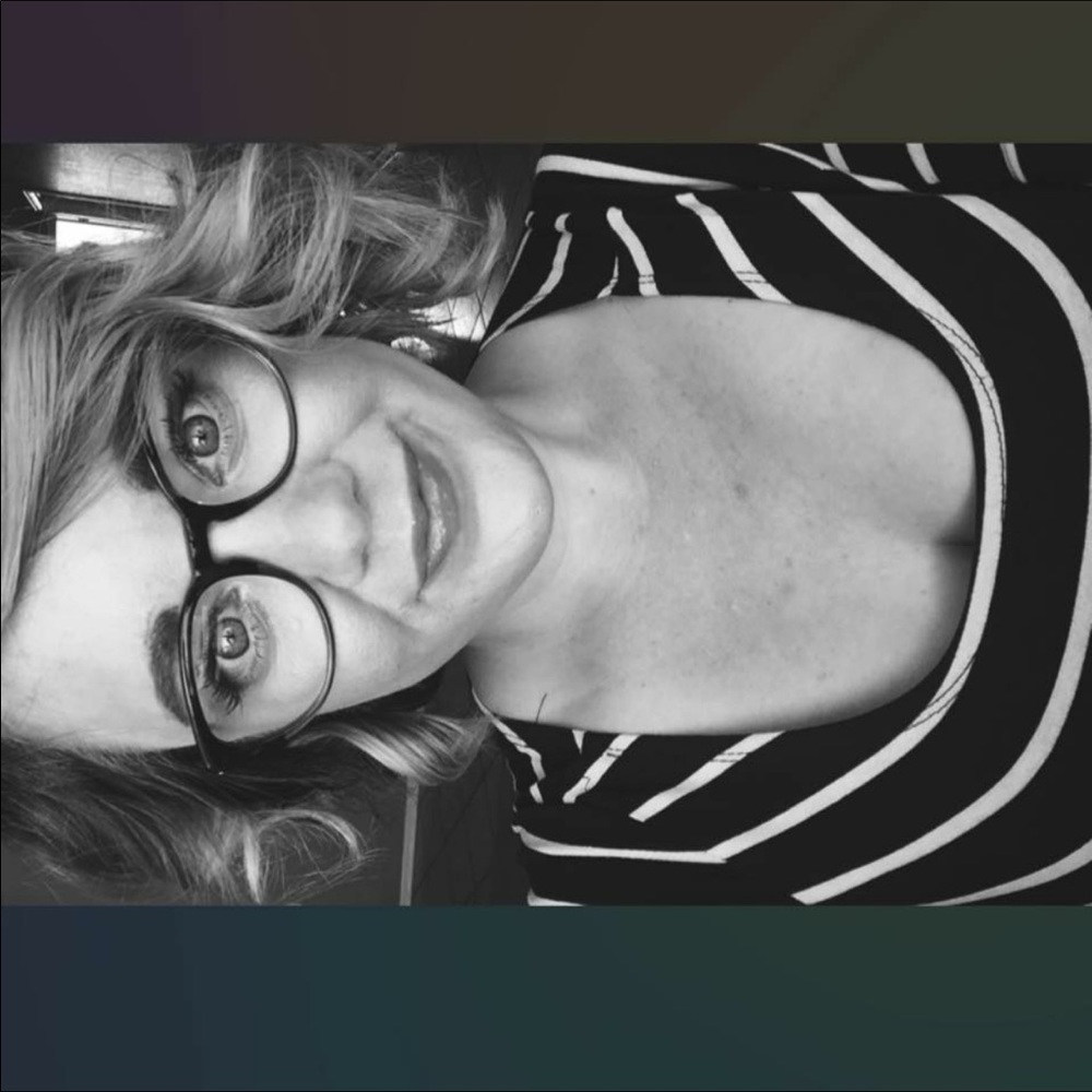 Meet your Posher, Lindley