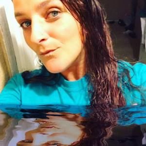 Meet your Posher, Chrissy