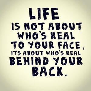 Meet your Posher, Eve