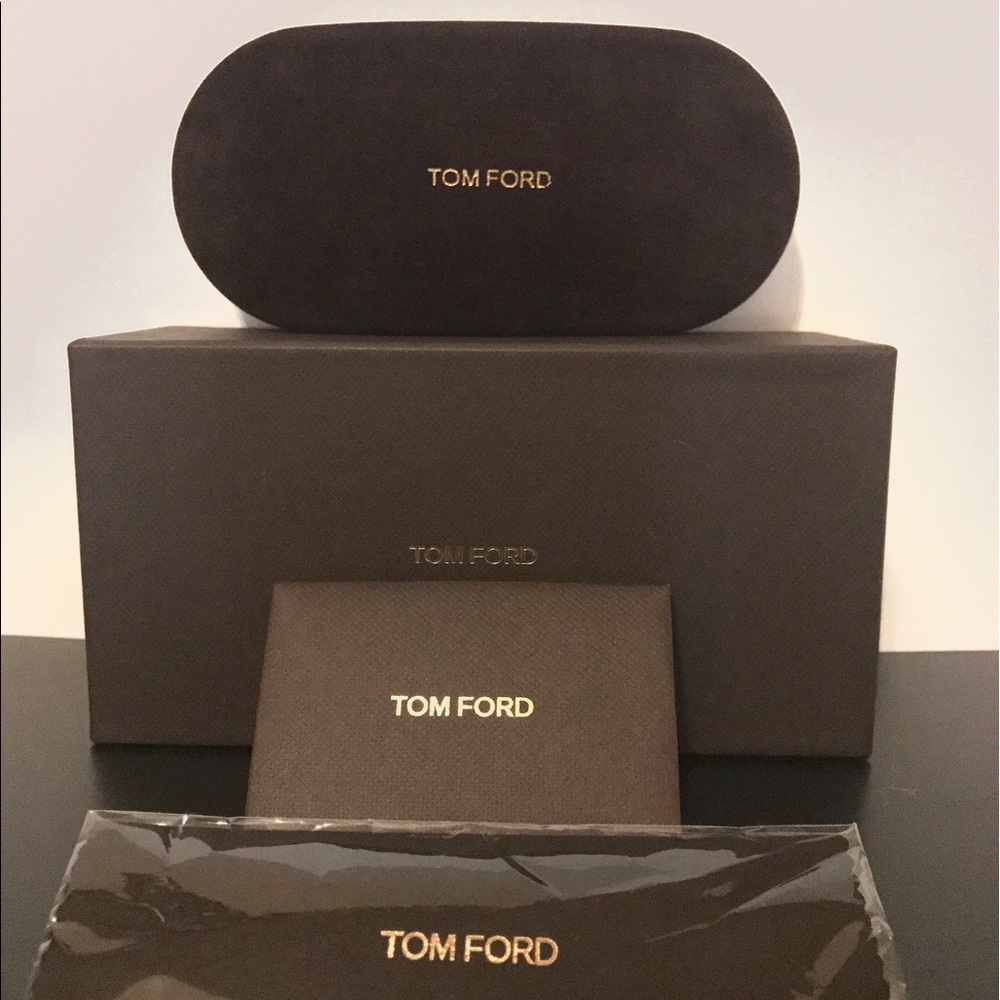 TOM FORD HARD SHELL SUNGLASS CASE BRAND NEW!