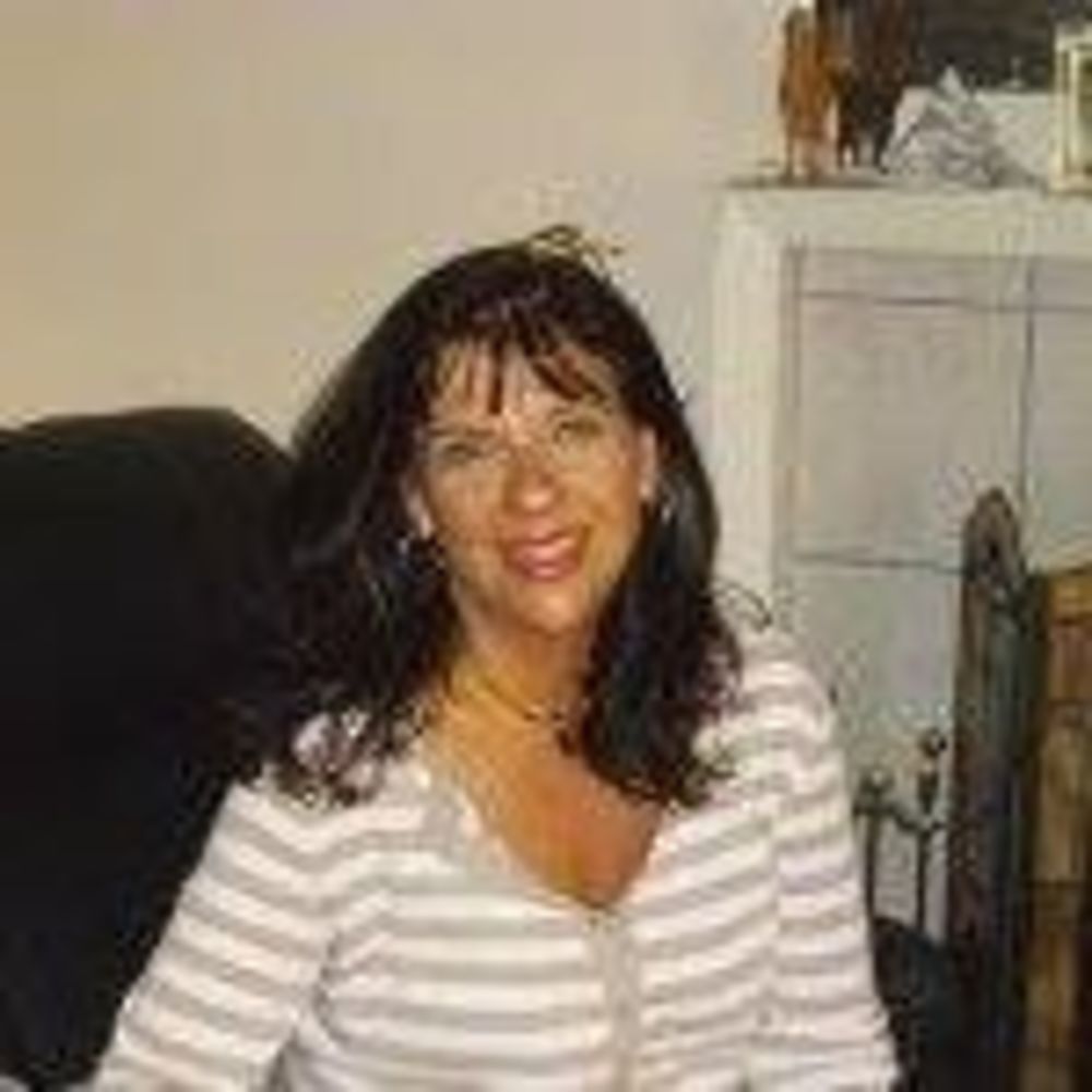 Meet your Posher, Dinah