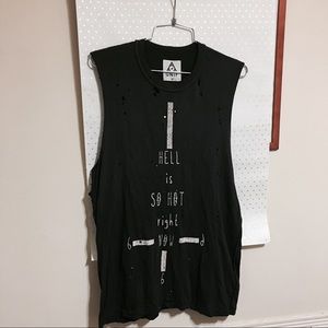 UNIF muscle tank☠️