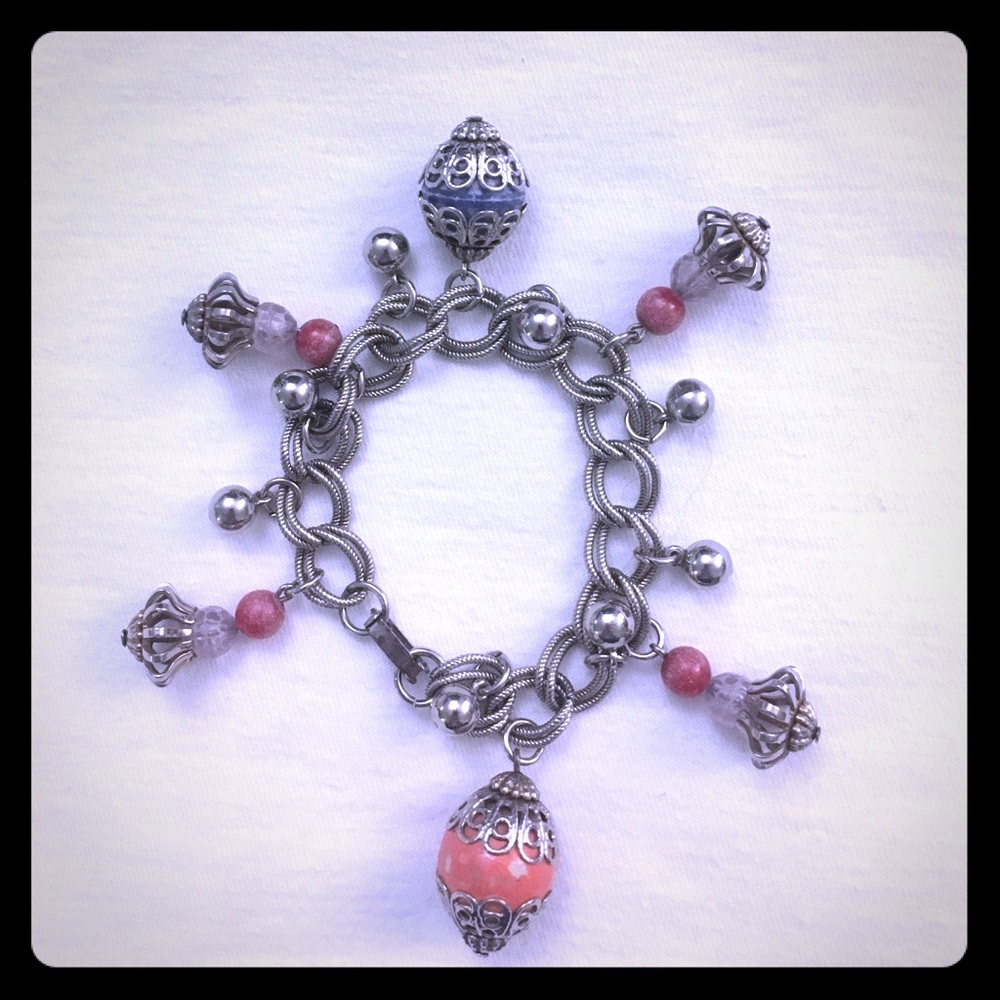 Stunning vintage bracelet!